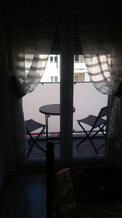 City Rooms Подгорица Екстериор снимка